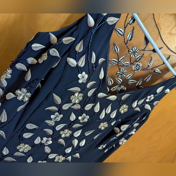 Vintage Navy & White Embroidered Evening Gown Size S: Prom / Homecoming / Gala - Picture 12 of 15